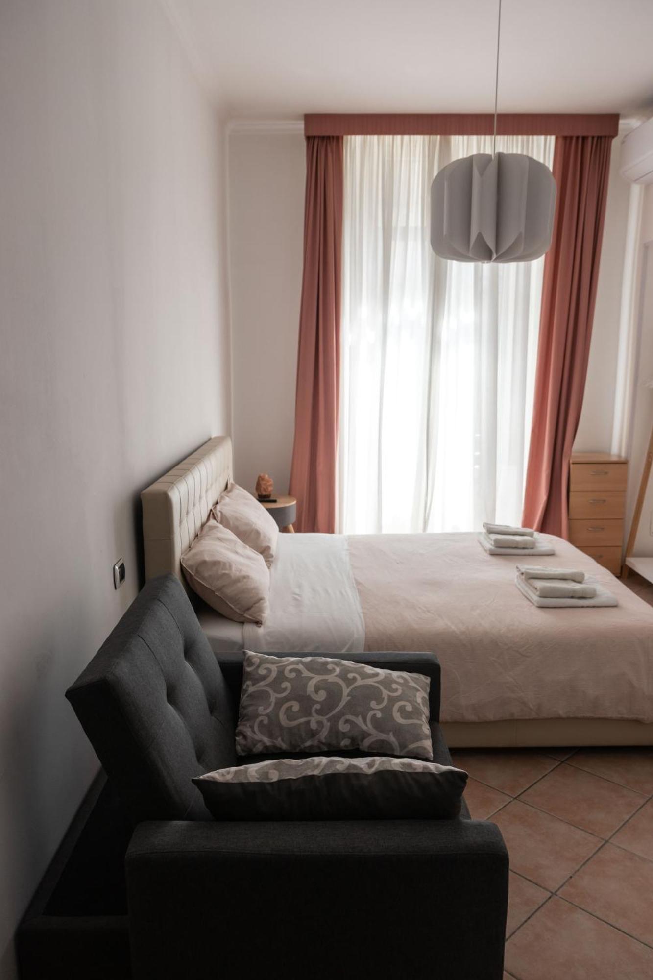 Casa Matteo53 Termini - Castro Pretorio Lägenhet